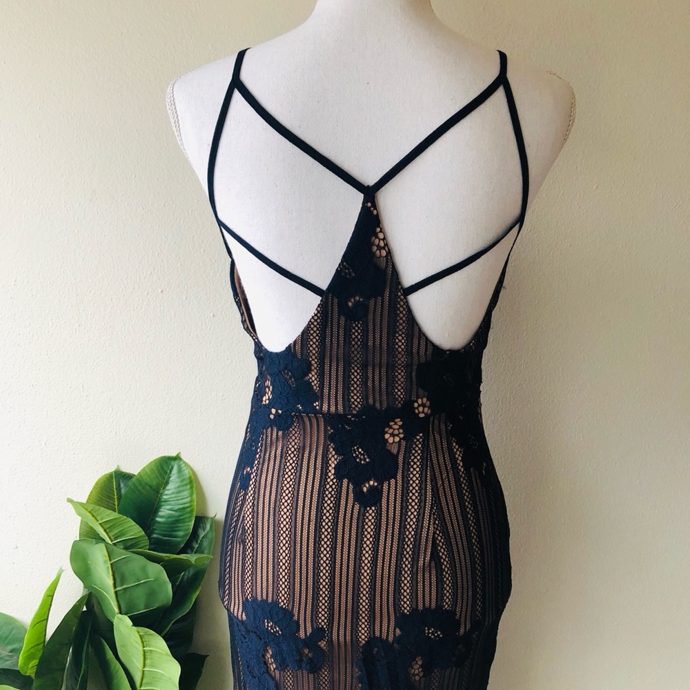 1 LEFT! Navy and Nude Homecoming Midi Dress - Picture 7 of 7